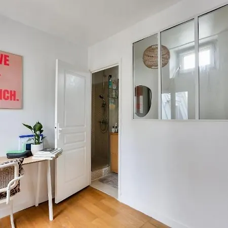 Duplex Lumineux Plein Montmartre Paris